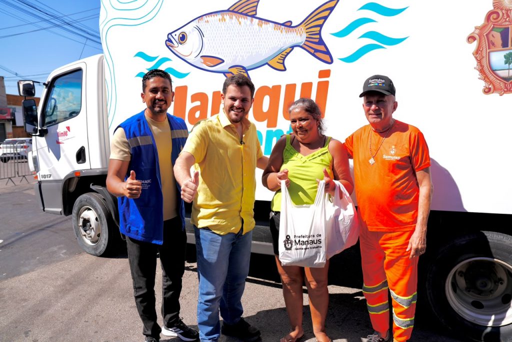“Jaraqui da Gente” chega ao Alvorada e prefeitura ultrapassa 60 toneladas de peixe distribuídas em Manaus